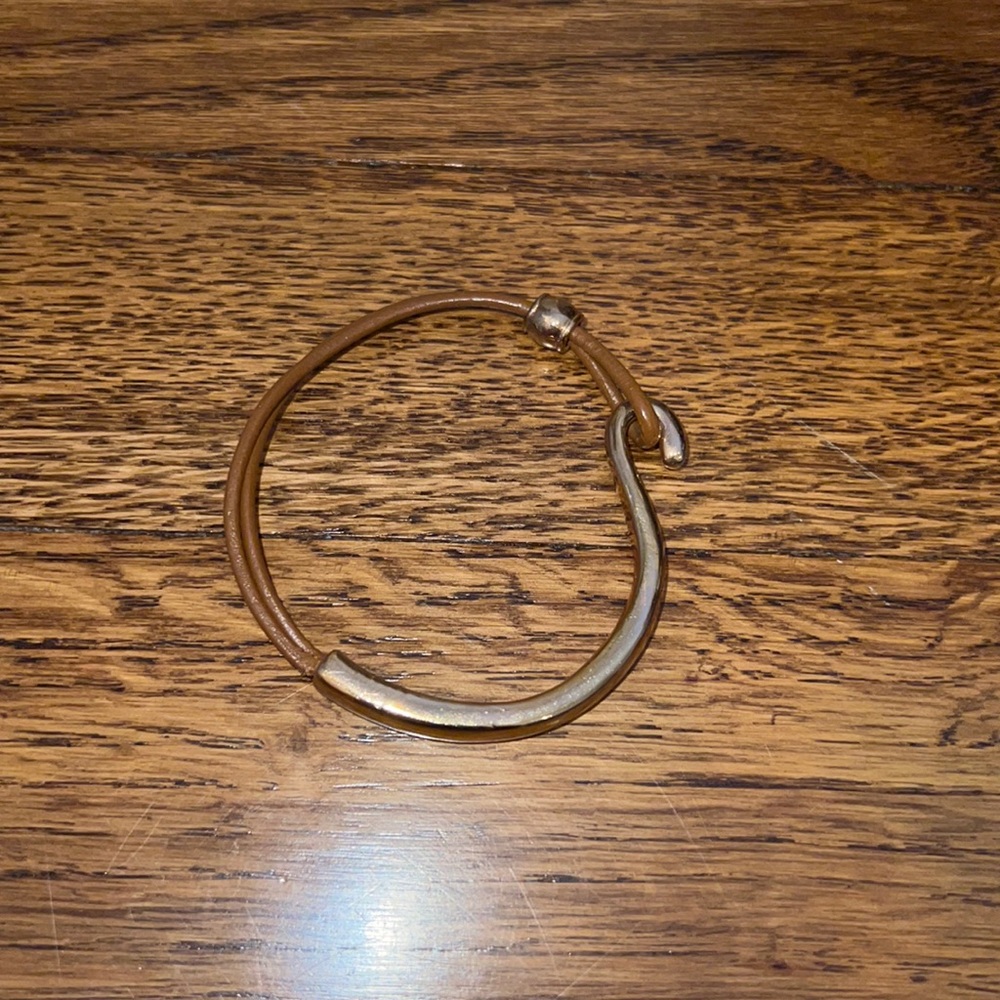 Gold and brown leather bracelet